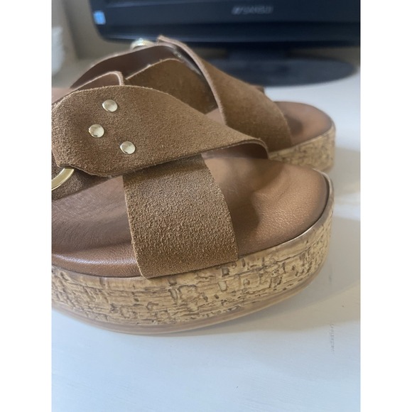 LOTTINI Suede Cross Band Cork Wedge Sandal Cuoio Gold Buckle Size 7 1/2 - Picture 3 of 4